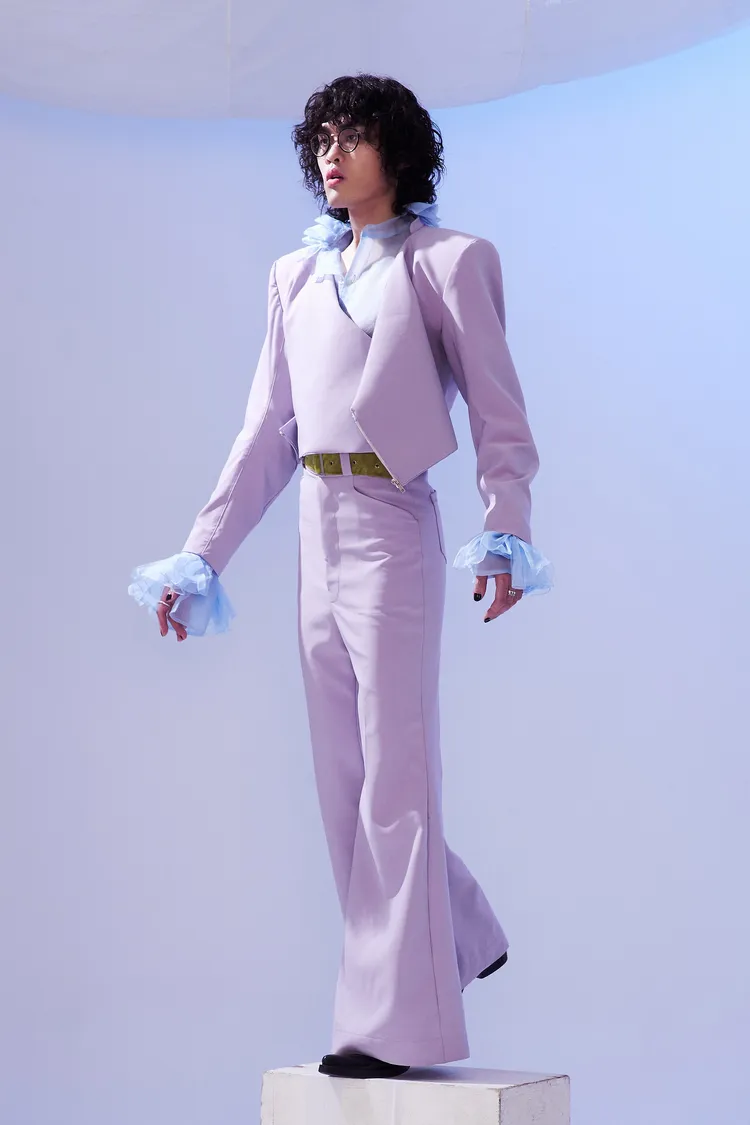 鶴將在年底發行個人首張專輯《TALENT》。新樂園音樂提供