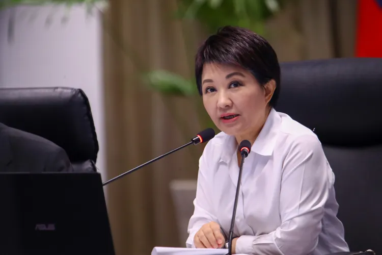 盧秀燕面對中火、萊豬進口等議題，多次槓上中央，塑造出「媽媽市長」顧家的形象。台中市政府提供