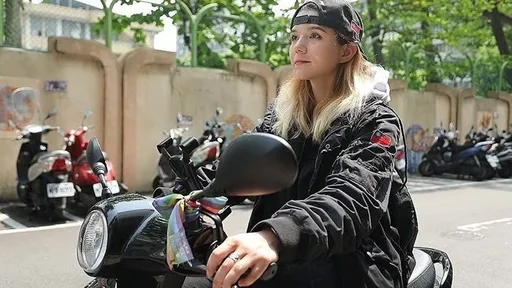 在台車禍「目擊者都沒停下來」 德國模特兒:我完全不懂為什麼