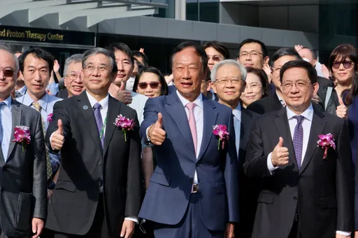 郭台銘：金錢不是萬能、政治不代表一切　讚台灣成世界社會民主典範　