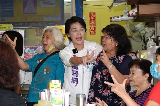薛瑞元稱公布疫苗掮客太幼稚 黃珊珊酸:幼稚是他本人!這種事也要封存30年