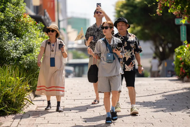 楊麗音（左起）、張軒睿、温貞菱、許效舜同遊澎湖。東森提供