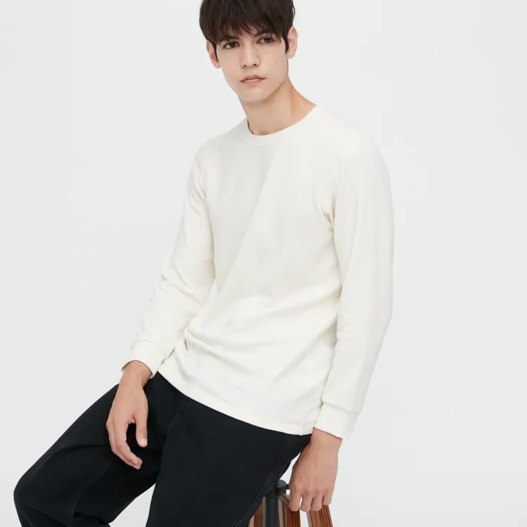 男裝HEATTECH棉質 EXTRA WARM極暖華夫格圓領T恤，售價790。業者提供