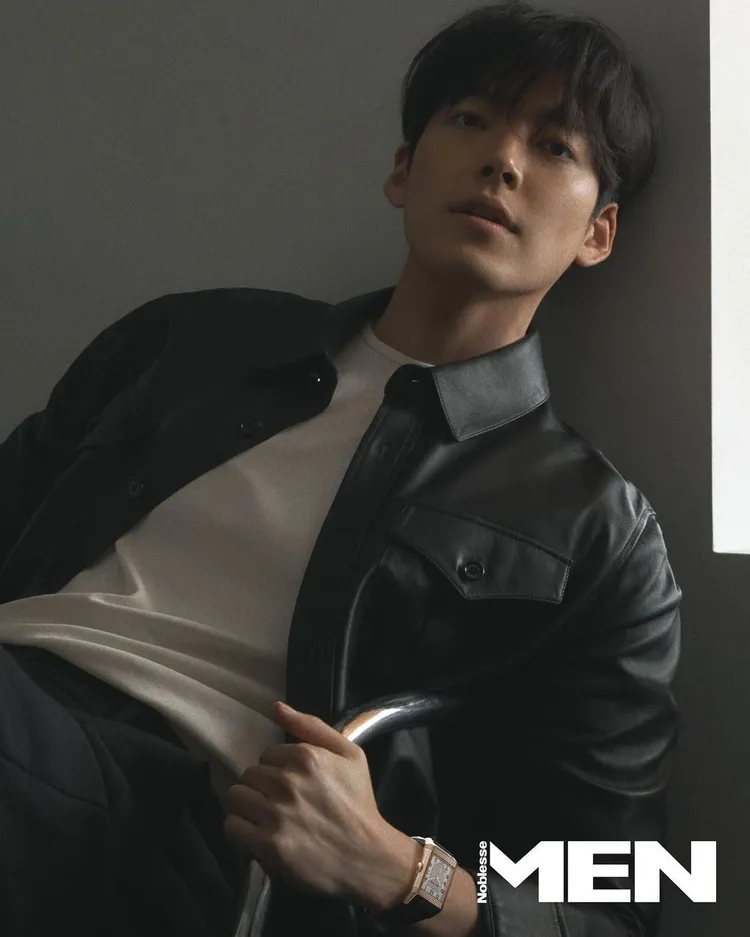 金宇彬時常搭戴積家Reverso錶款。翻攝mennoblesse_official IG