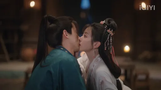 男星二度酒醉撲吻她 自豪從沒喝到斷片