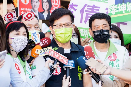 新北市長選前之夜場地搶翻天　爭議不斷！林佳龍再批：黑箱作業