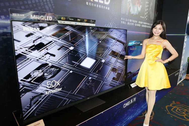 75吋MINI LED全陣列動態背光顯示器。翁玉信攝