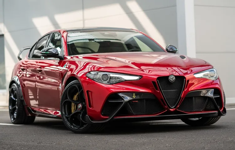 GTAm競技化版本比GTA標準版更戰鬥、更熱血。原廠提供