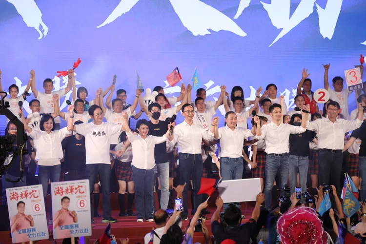 國民黨六都大團結。陳明中攝