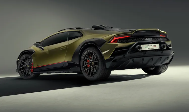 越野賽車化的加高跨界版小牛，外型與特殊定位都十分惹人注目。原廠提供