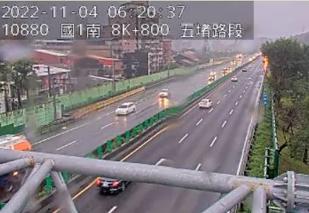 國一南下汐止段，早上6時許開放通車。翻攝國道1968