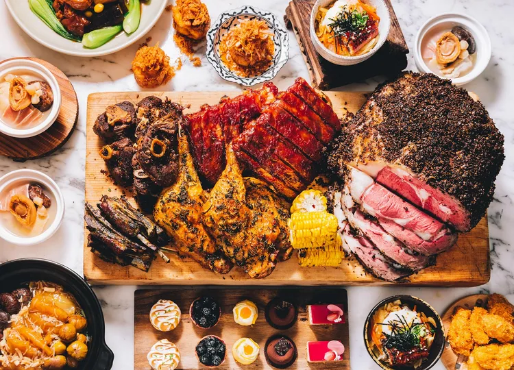 首推連年熱賣凱菲屋平日午晚餐或下午茶套票5400元。台北君悅提供