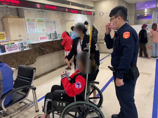 桃園孕婦散步突出血家人急送醫 警幫開道10分鐘速抵醫院順產1女