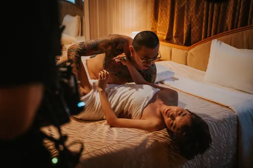 嘻哈歌手床照曝光!「七逃人」遭仙人跳群毆引警方關切