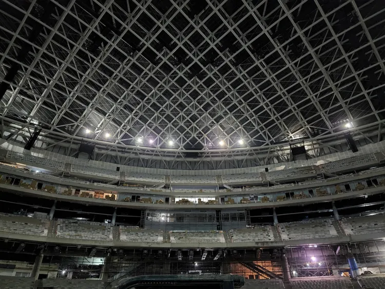 大巨蛋觀眾席、平面媒體席、轉播室、包廂、觀眾席。翻攝自巨蛋先生的巨蛋觀點FB