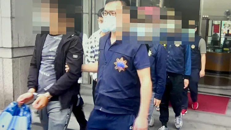 警方逮捕涉案的惡煞移送地檢偵辦。警方提供