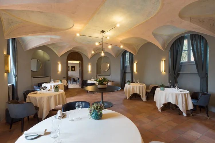 在義大利皮耶蒙特聖莊的Locanda餐廳空間。雲朗觀光提供