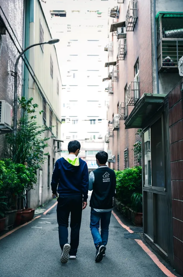 新北市首創主動出擊、第一線與民眾面對面溝通的「新北市都市更新推動辦公室」。新北市府提供