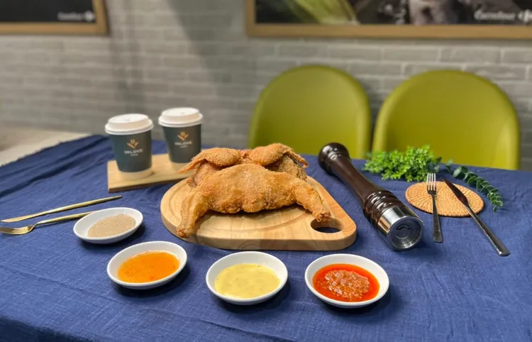 家樂福炸雞8.7折。業者提供