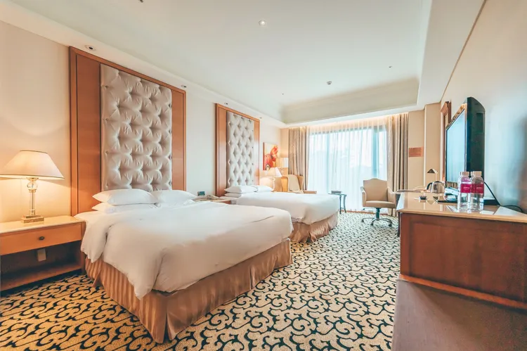 義大皇家酒店雅緻家庭房。義大皇家酒店提供