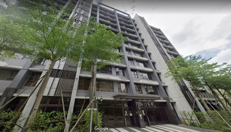 長興街二段今年有部分社區轉手獲利，例如屋齡6年的大樓「合謙好境美境」之4樓戶，9月期間以總價1120萬元成交，持有6年多獲利400萬元。翻攝Google map