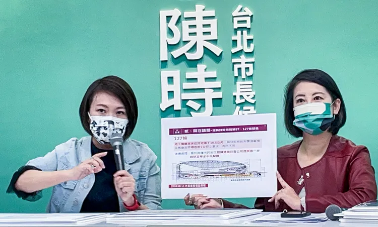 簡舒培認為黃珊珊應給市民一個交代。賴昀岫攝