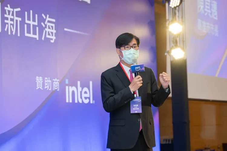 陳其邁指，國際金融創新中心成立後將提供絕佳的金融科技研發試驗場域。市府提供