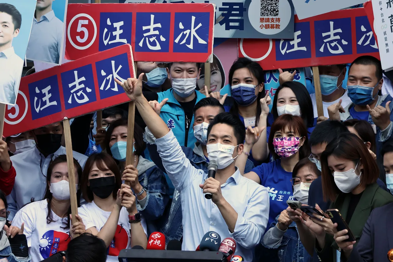 蔣萬安的選情直到陳時中「自爆」才逐漸翻轉。葉志明攝