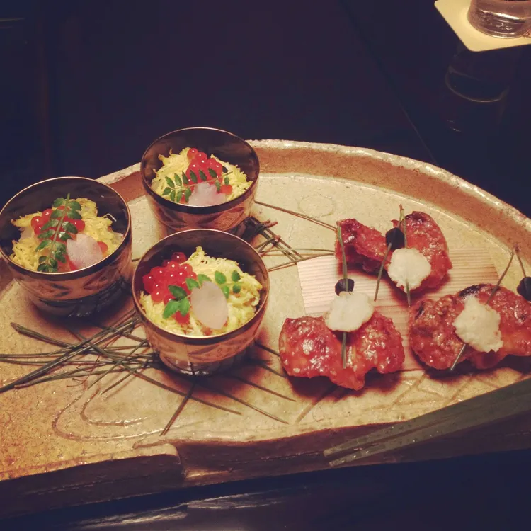 「祇園丸山」坐落觀光便利的花見小路，被評為日本最高級的懷石料理之一。Klook提供