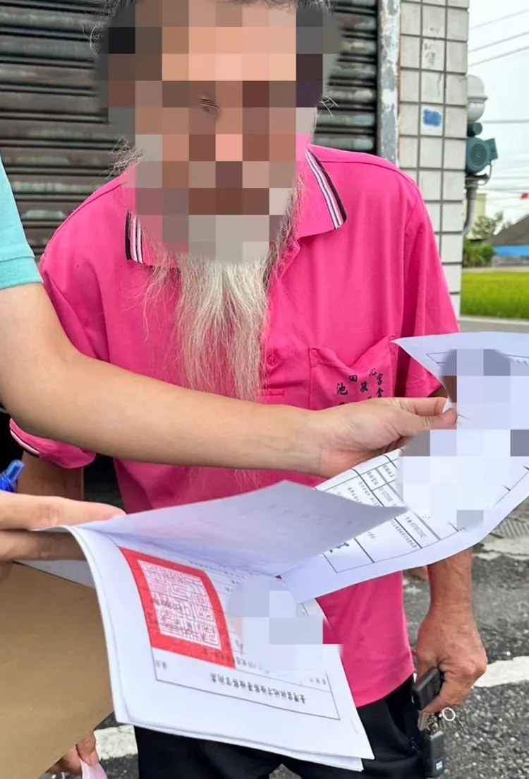 斗南蔡姓樁腳為簡姓縣議員候選人買票遭約談到案。檢方提供