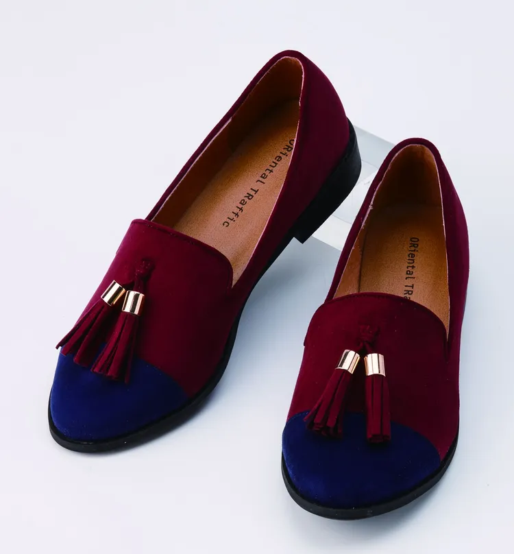 ORiental TRaffic經典流蘇樂福鞋，原價3980元，特價500元，限11/18。業者提供