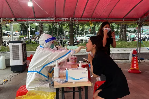 白紙運動後廣州海珠試行「閉環泡泡」 白名單人員復工復產