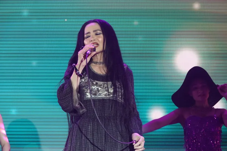 潘越雲演出膾炙人口的經典歌曲。陳德興攝