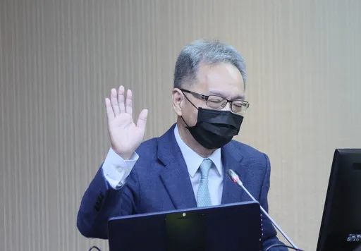外界狂追「疫苗掮客」名單! 薛瑞元大笑拒回:這問題太幼稚