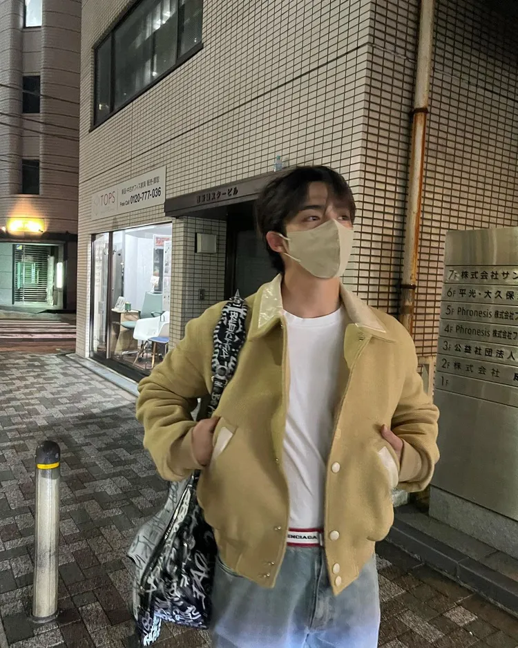 SEVENTEEN隊長S.COUPS的穿搭和珉豪幾乎一模一樣。翻攝sound_of_coups IG