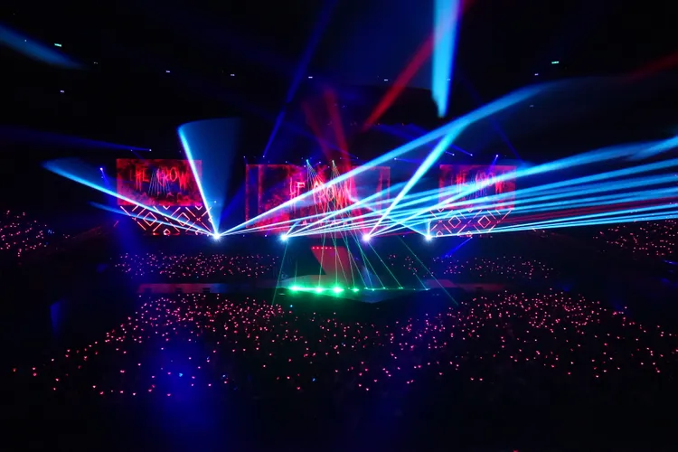 SJ時隔3年來台演出，萬人擠爆小巨蛋。陳德興攝