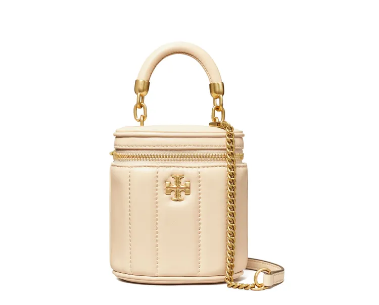 燕麥白超迷你Kira復古橢圓柱包，1萬5900元。品牌提供