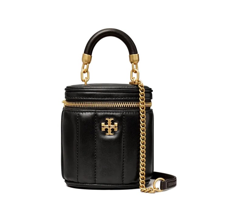 經典黑超迷你Kira復古橢圓柱包，1萬5900元。品牌提供