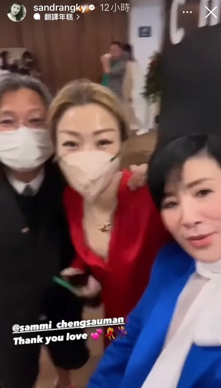 鄭秀文（中）和陳可辛（左）、吳君如有多年交情。翻攝吳君如IG