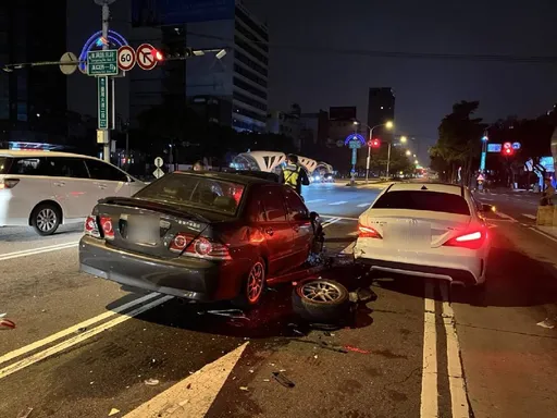 賠大了！台中男醉上路連撞4車　輪胎噴飛還殃及賓士