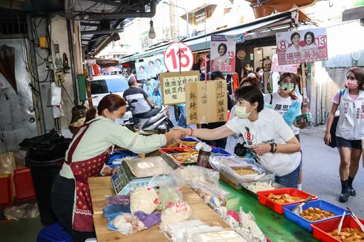 「美鳳姐」促成攤販大升級 黃珊珊感性嘆:她改變了台北市