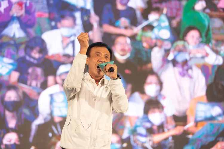 蘇嘉全呼籲選民用選票下架不適合的市長，市長讓蔡其昌來擔！曾雪蒨攝