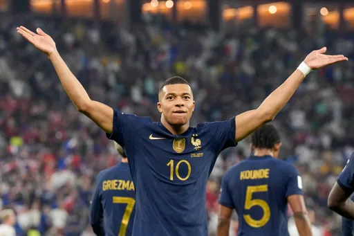 世界盃|穆巴佩梅開二度超狂進球 法國連過澳洲、丹麥!確定闖晉級16強