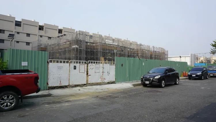 浤圃建設大樓預售案「星PARK」，社區距離天天公園僅步行30秒，預計第4季或明年初公開。葉家銘攝