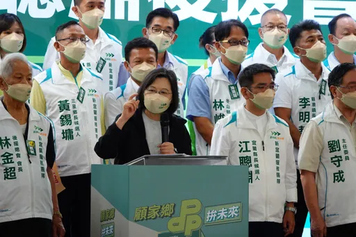 民進黨慘敗大老不忍了！  酸爆「這4人」點名他慘了：四面楚歌