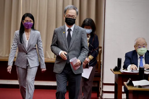 確診者投票受阻！短暫外出沒門　衛福部長薛瑞元：還是得隔離