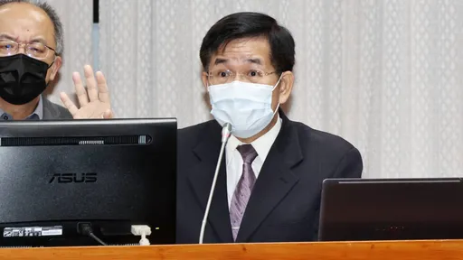 私校遭爆架拐子挑投票日排課 教長警告:牴觸規範法律