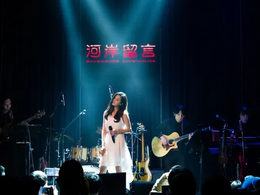 林逸欣打開嗓針救失聲 生日會被管罄催「快吹」