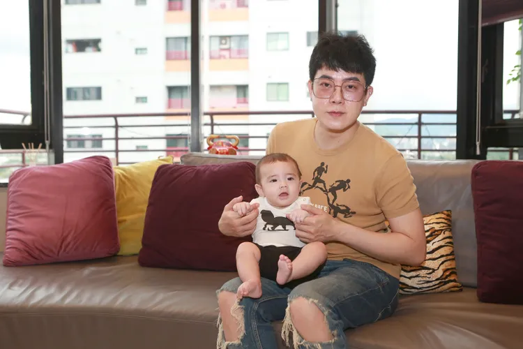 兩人的父子關係正式建立。朱世閎攝