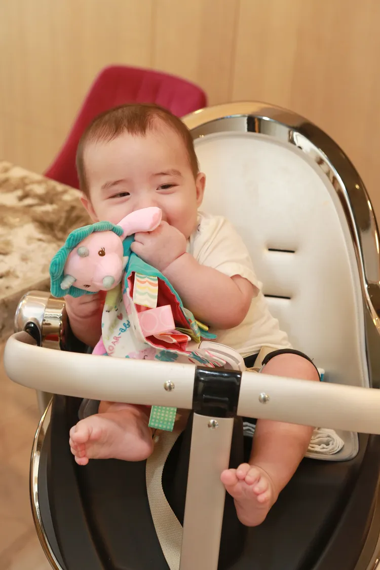 謙謙各種表情萌翻。朱世閎攝